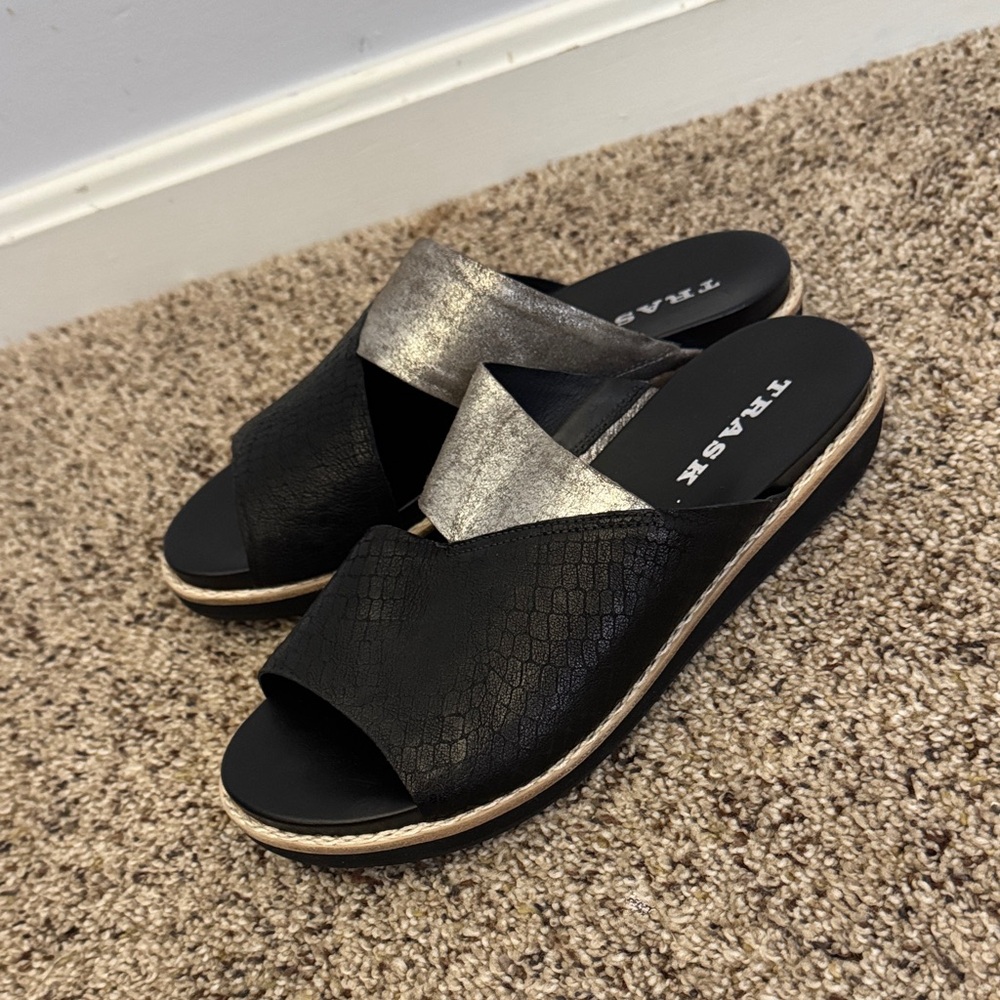 Trask Women's Sandals in Black and Silver